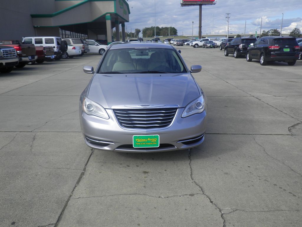 Used 2013 Chrysler 200 For Sale